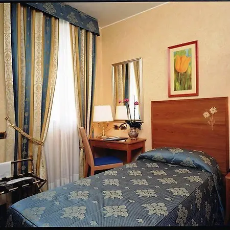 Boutique Dieci 4* Mailand