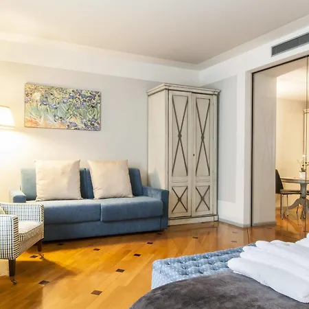 Royal Suites Hotel Milan