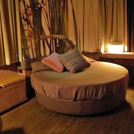 Mentana, By R Collection