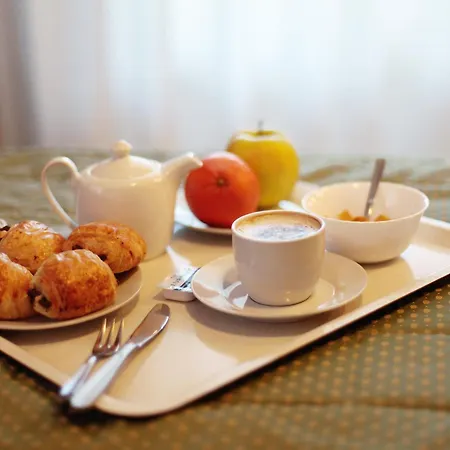 Hotel Arco Romana 3*