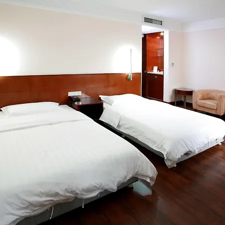 Hotel Huaxia 4*