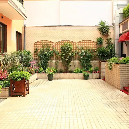 Hotel Huaxia
