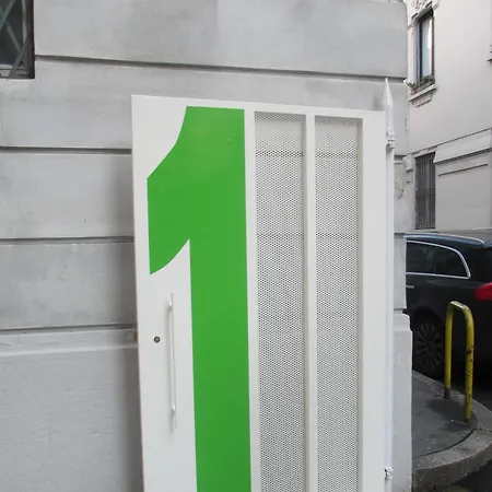 Gogol'ostello & Caffe Letterario Milão