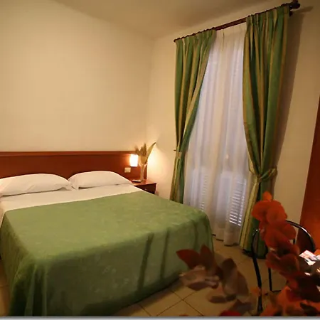 Paradiso Hotel