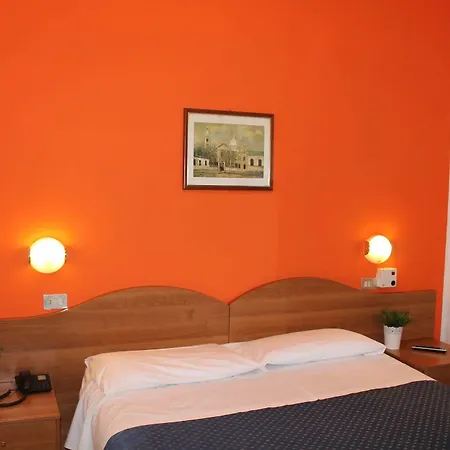 Catalani E Madrid Hotel