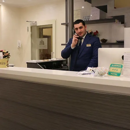 La Madonnina 3* Μιλάνο