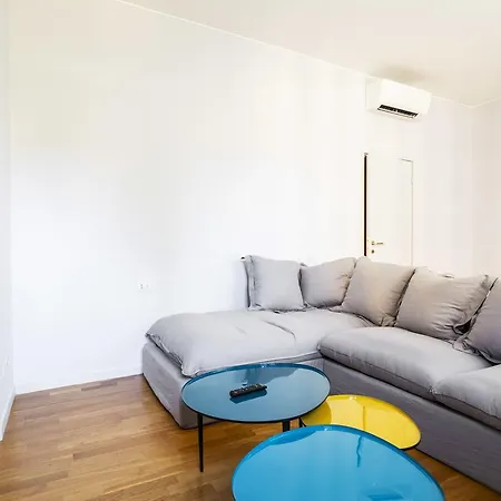 Residenza Cornaggia Daire *