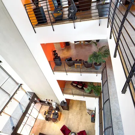 מלון Milan Suite Hotel