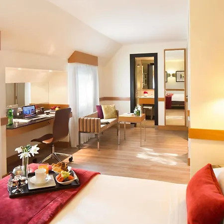 Szálloda Starhotels Tourist 4*