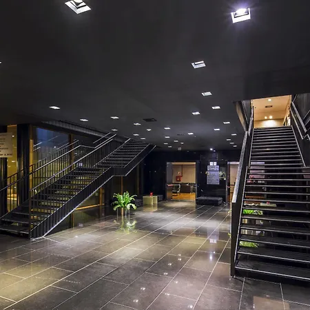 Nh Milano Fiera Hotel 4*