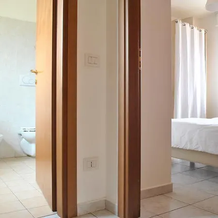 Rho דירה