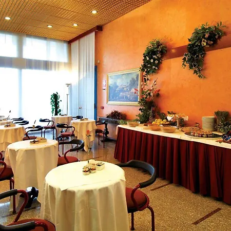 Unaway & Quark Due Milano