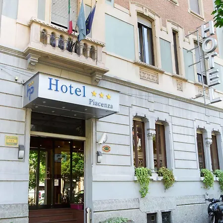 Piacenza 3* Milán