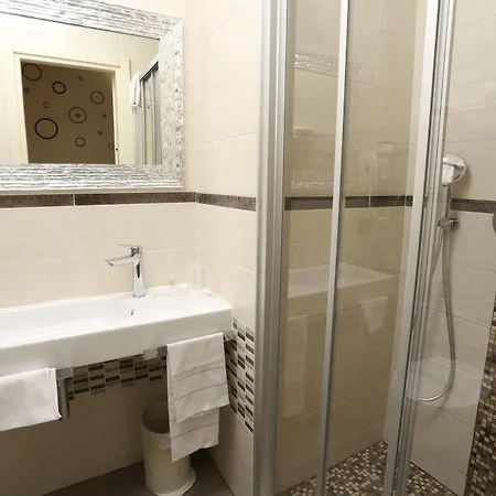 Hotel Piacenza 3*