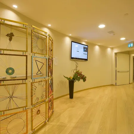 Western The Hub Hotel