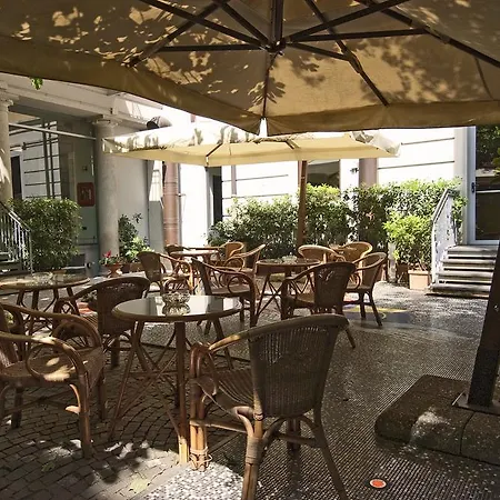 Szálloda Ariosto Milánó