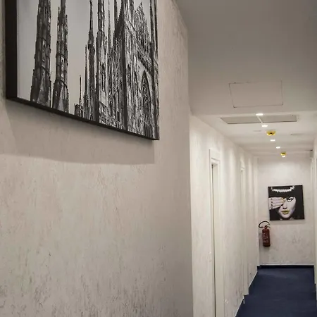 Boutique Duomo Milan