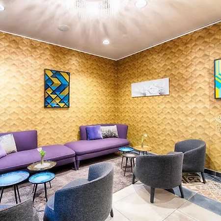 Nyx By Leonardo Milánó