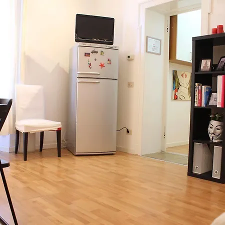 At Pollaiuolo Apartment Milan