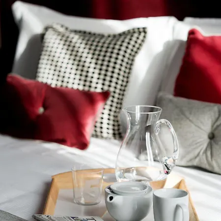 Conti Bed and Breakfast 2*