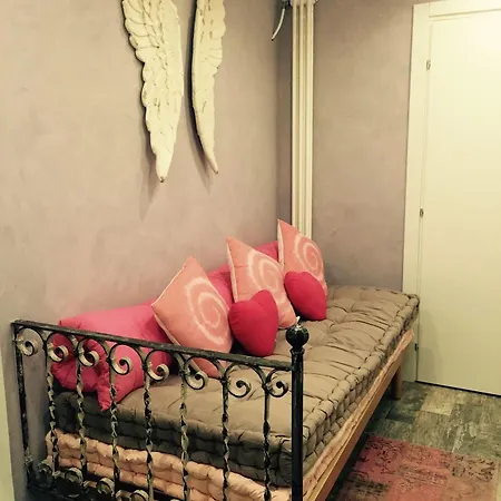 Atmos Luxe Navigli Hostel Milaan