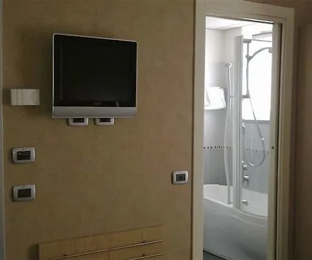 Hotel Susa 3*
