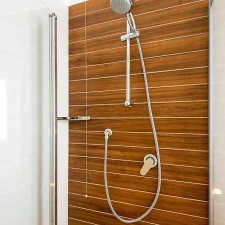Navigli - Rentclass Alina Daire *