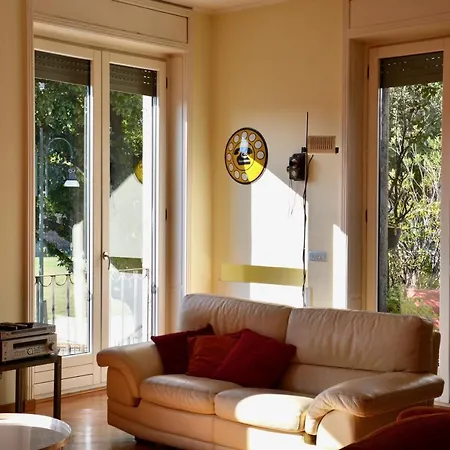 Konukevi Casa Della Vetra