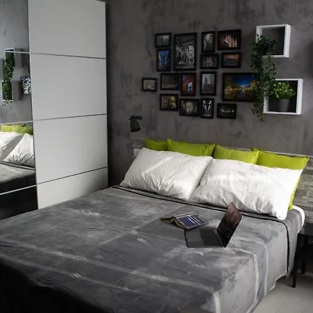 Σπίτι διακοπών Warrest - Short Rent Μιλάνο