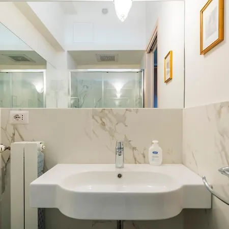 Duomo Apartament By Yoof Apartment Milan