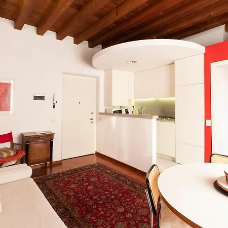 Apartamento Anfiteatro In Brera