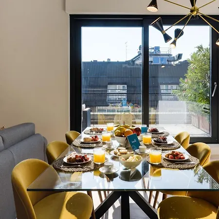 Sweett - Duomo View Apartment Mailand