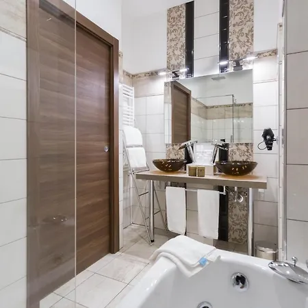 Aparthotel Durini 2*