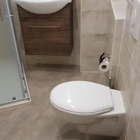 Warrest - Short Rent Nyaraló Milánó