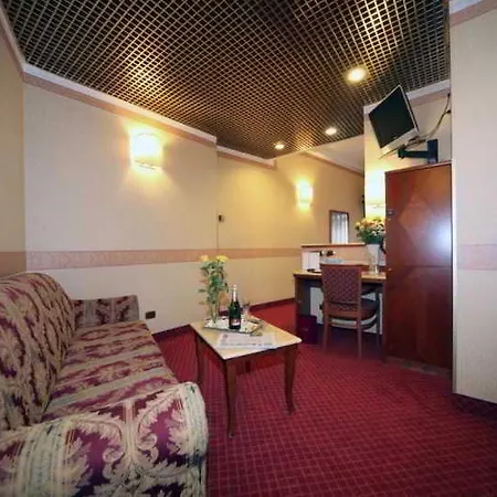 Mokinba King Hotel