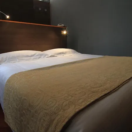 Hotel Metro 3*