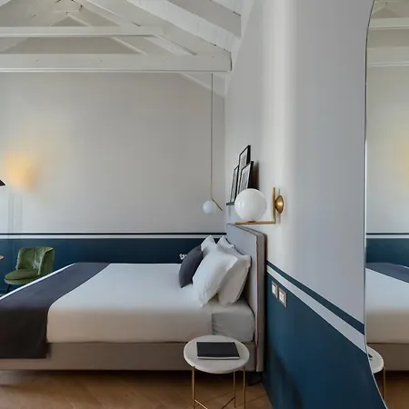 Velvet Grey Boutique 3*