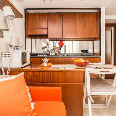 Appartement Living - Via Fiori Chiari 26 *