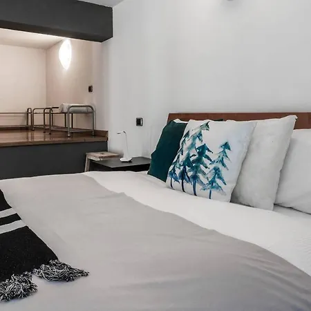 Hintown Ny Loft Апартаменты *