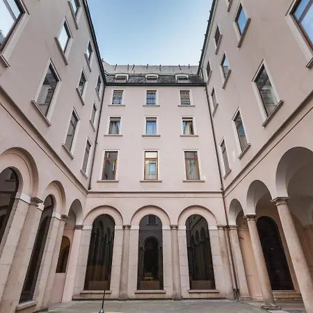 Easyhomes-duomo & Mediolan