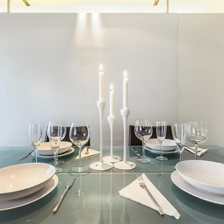 Bright And Cozy In Isola District - Marco Polo Apartmán
