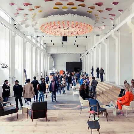 Casabase ホステル *