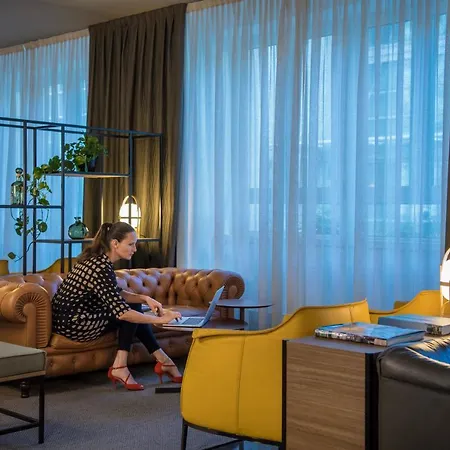 Otel Century Milano