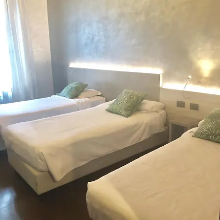 ホテル ボルツァーノ 3*