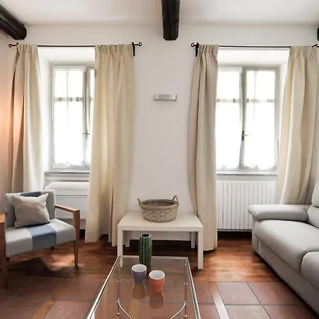 Apartment Canonica
