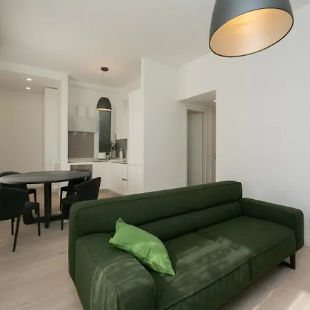 Bright Two Bedroom In * Mailand