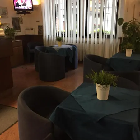 Catalani E Madrid Hotel Milan