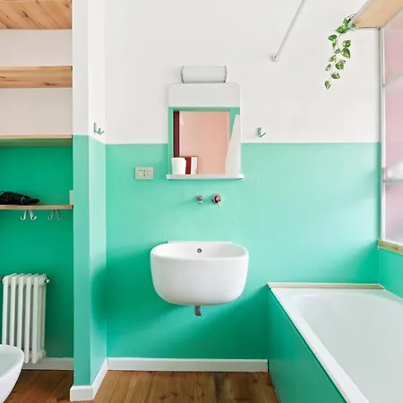 Guesthost - Corso Buenos Aires Colourful Flat * Milaan