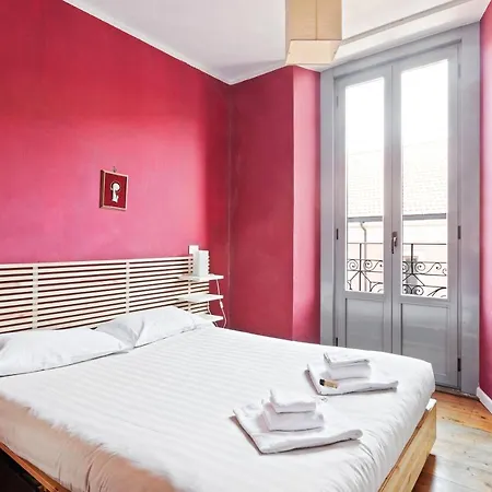 Guesthost - Corso Buenos Aires Colourful Flat Appartement Milaan