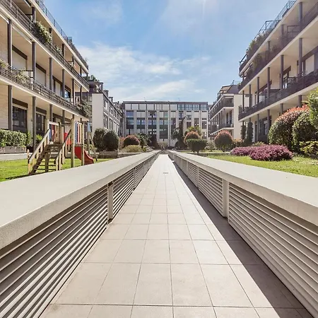 公寓 Guesthost - Elegant Loft With Balcony! 米兰